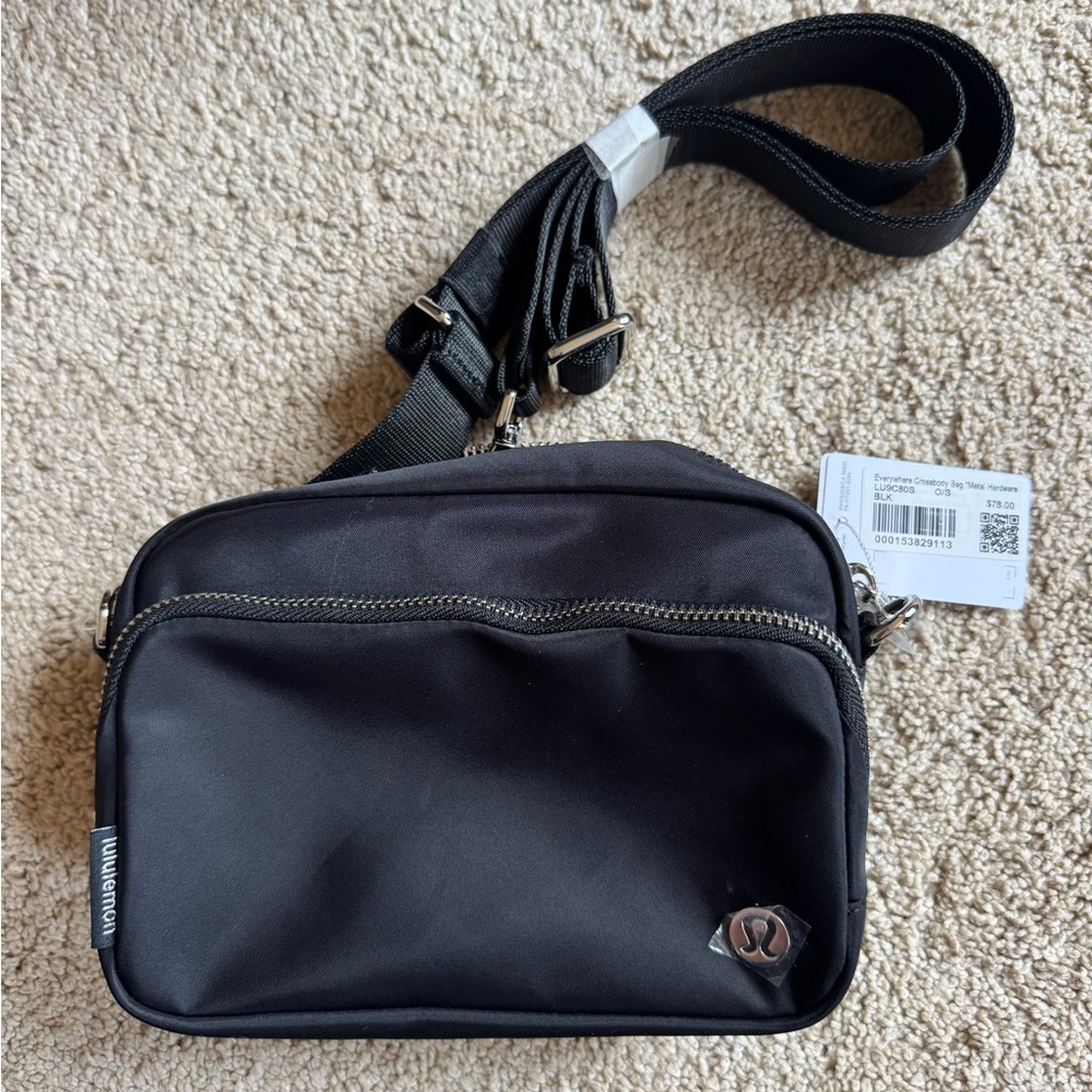 NWT lululemon Everywhere Crossbody